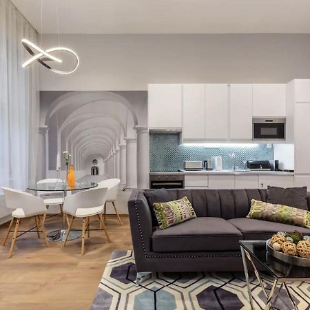 Premium Apartment By Hi5-King Street'S Luxury Boedapest Buitenkant foto