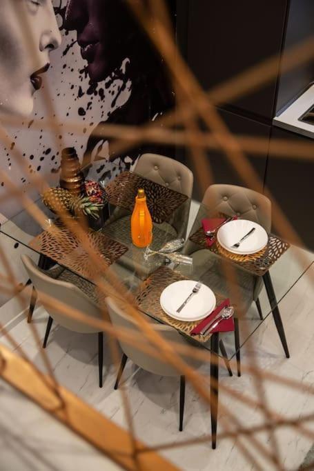 Premium Apartment By Hi5-King Street'S Luxury Boedapest Buitenkant foto