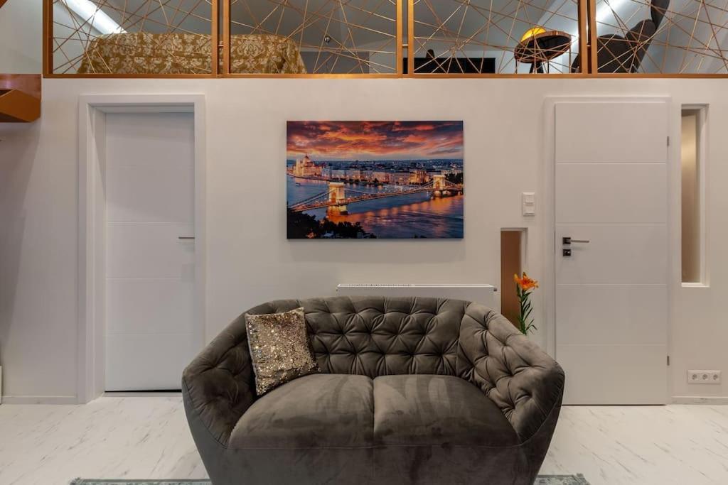Premium Apartment By Hi5-King Street'S Luxury Boedapest Buitenkant foto