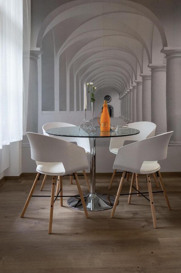 Premium Apartment By Hi5-King Street'S Luxury Boedapest Buitenkant foto
