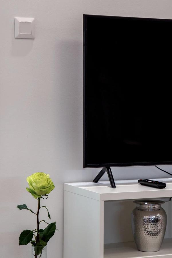 Premium Apartment By Hi5-King Street'S Luxury Boedapest Buitenkant foto