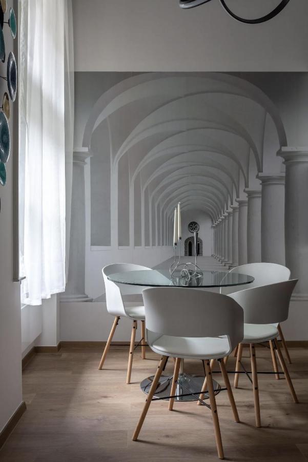 Premium Apartment By Hi5-King Street'S Luxury Boedapest Buitenkant foto