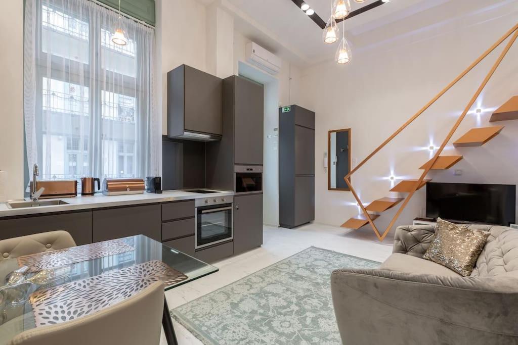 Premium Apartment By Hi5-King Street'S Luxury Boedapest Buitenkant foto