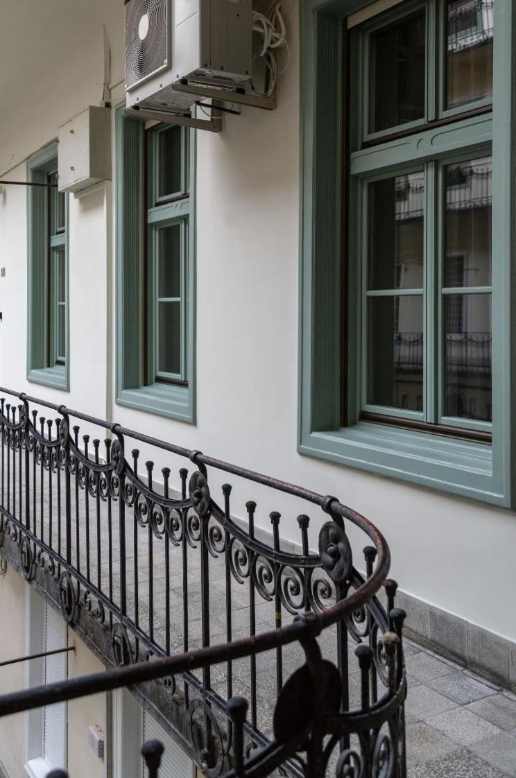 Premium Apartment By Hi5-King Street'S Luxury Boedapest Buitenkant foto